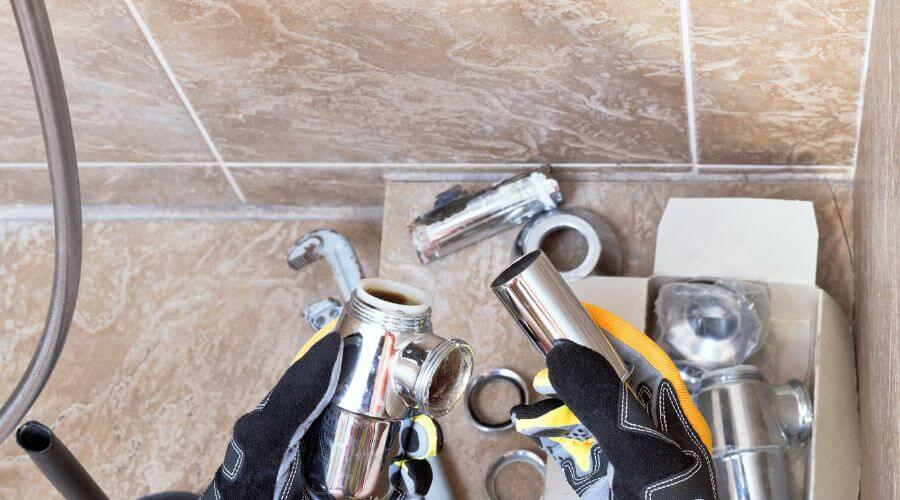 Professional gutter cleaning in Highwood, MT